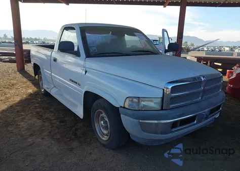 2001 Dodge Ram 1500 St/Ws z USA, uszkodzony, nr VIN 1B7HC16X71S629863